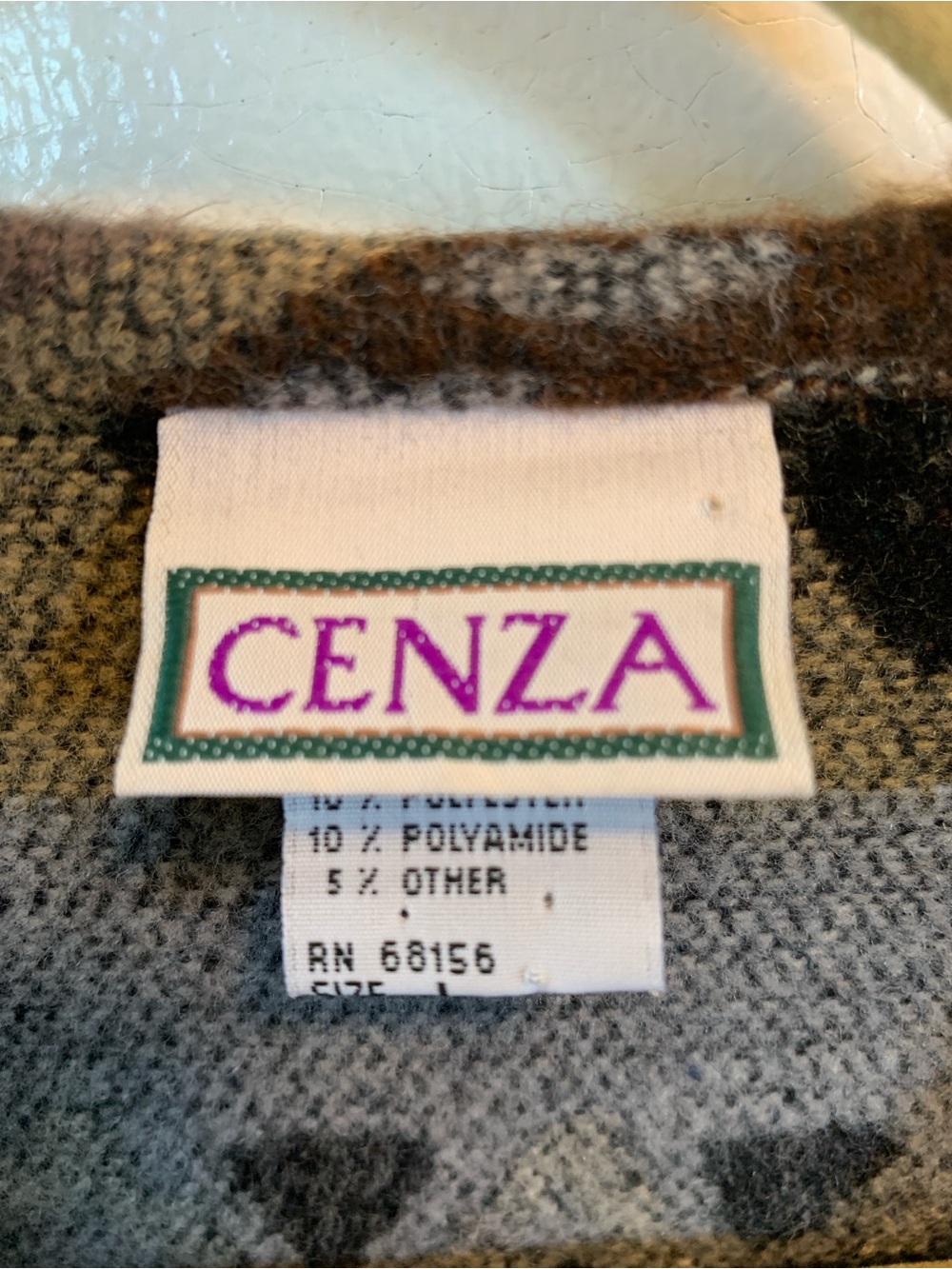 Funky Aztec Pattern Wool Blend Vest - Picture 4 of 6